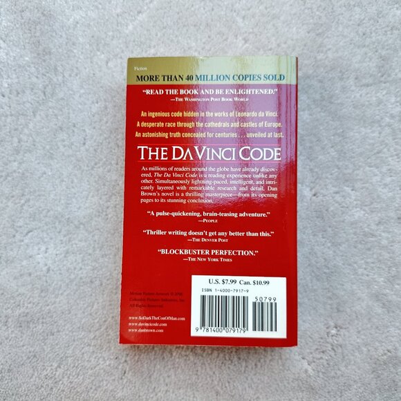 The Da Vinci Code by Dan Brown | Paperback Book - Picture 3 of 4